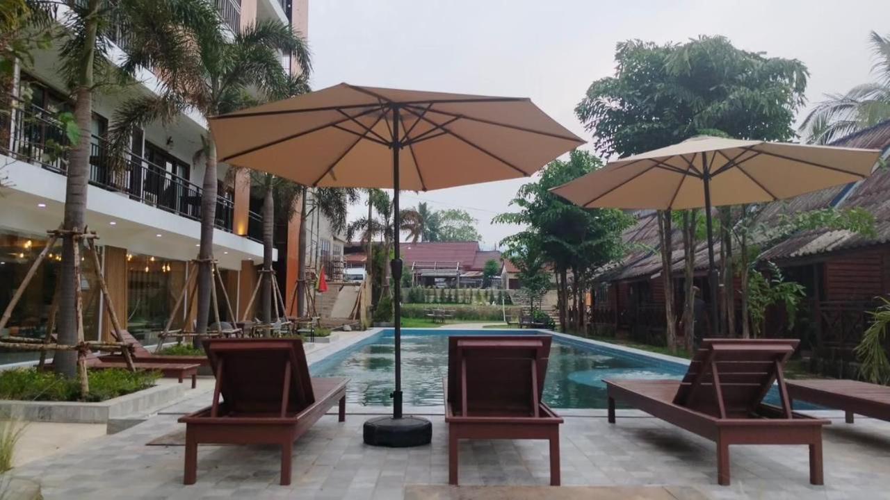 Vang Vieng Bungalows Exteriör bild
