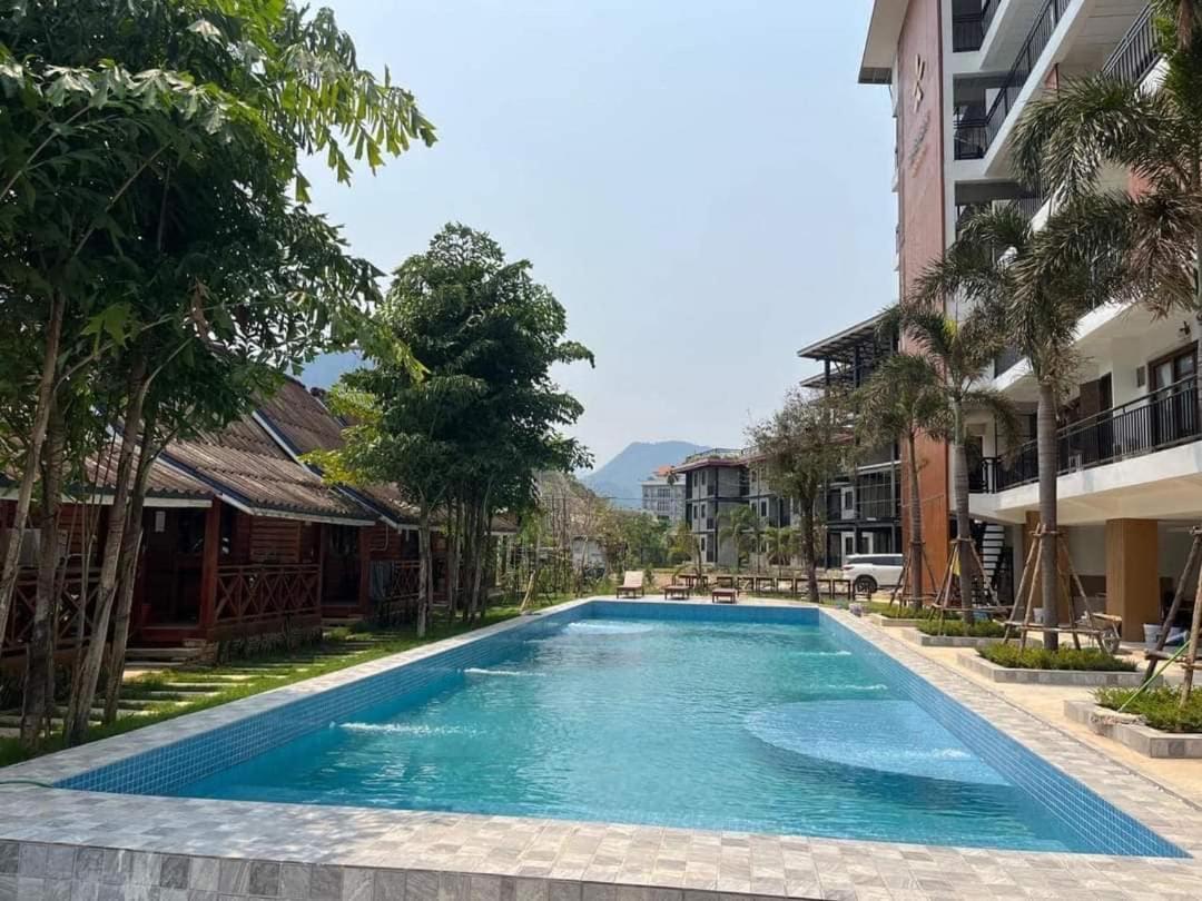 Vang Vieng Bungalows Exteriör bild